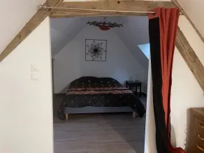 Logement Avec Jacuzzi Idéal Pour un Couple - Image 2