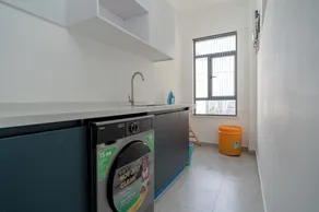 Royal Oaks Residency - Image 3