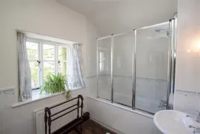 HIGH FOLD, romantic, with a garden in Ambleside - Image 3