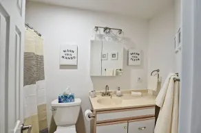 Pet Friendly 3 bed/2 bath home in the Clearwater Community! Pool, Tennis, Beach Town, WIFI, Pets Allowed! - Image 5