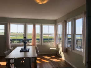 Ocean Front Cottage med smuk privat strand og søen med skinnende farvande - Image 4