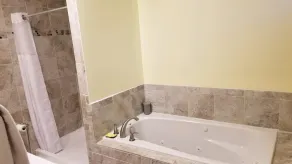 Close to Fort Eisenhower & Augusta Golf Course - Image 3
