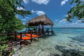 MAYA CALA ~LAKEFRONT STUNNING PRIVATE SETTING  DOCK PALAPA & SWINGS SUP-B KAYAKS - Image 5