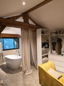 Villa rustique au cœur de la forêt Landaise - Image 2