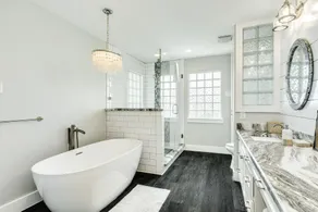 Private Canal Home w/ 2 Living Areas, Easy Bay Access & POOL - Image 2