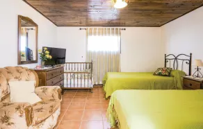 2 bedroom cozy home in Icod el Alto - Image 2