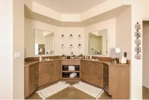 Spectacular Villa w/ Pool & Hot Tub, Golf Simulator, Minutes from Golf and Shops - Image 3