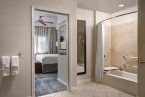 Sheraton Desert Oasis (2-Bedroom) - Image 4
