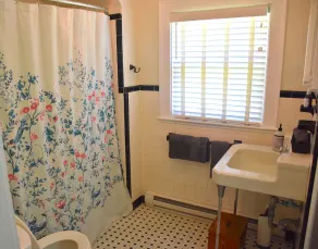 Beautiful Gwynn’s Island Waterfront Home - Image 3