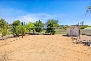 Zebra Rustic Retreat 3BR Home on Zebra Ranch - Image 4