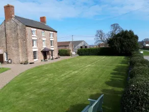 17th Century Shropshire Farmhouse - XB Room - Image 4