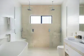 Vue One Nelson Bay Waterfront Luxury - Image 3