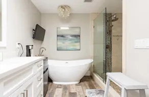         Spacious Luxury Del Mar Ocean Retreat Near Beach w Kitchenette 2 beds - Image 2