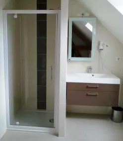 Gîte en Val de Loire: confort, jardin, parking et WiFi inclus - FR-1-491-452 - Image 3