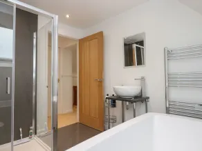 HALLS FARM, family friendly, character holiday cottage in Poughill - Image 5