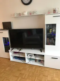 Suite, Bedroom,Bathroom,Kitchen - Image 2