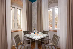Riva Luxury Rooms - Image 3