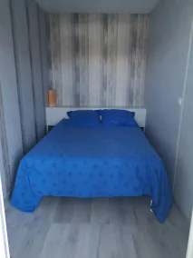 Joli Appartement Avec Chambre Séparée et Grande Loggia à 200m de la Plage - Image 3