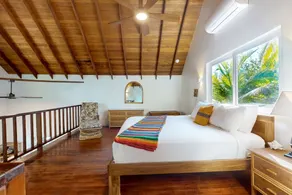 Romantic beachfront home with ocean views, dock, free WiFi, and outdoor dining - Image 4