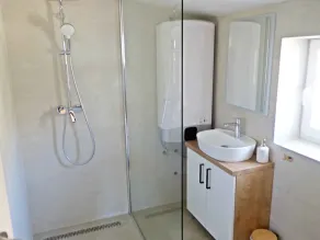 Holiday apartment with air conditioning - Image 4