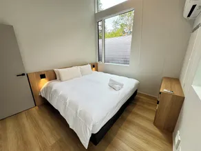 Everglow - Modern Home, 5 min to Echoland - Image 5