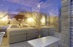 Villa Kori 2 bedroom villa with a private pool, sleeps 6 - Image 2
