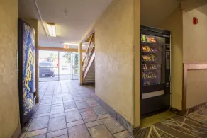 A Victory Inn Tolleson - Image 3