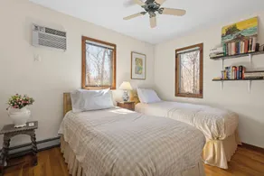 Hamptons Beach House - Image 5