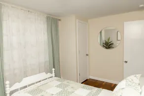Large 4 Bedroom CT Home Comfy for Longer Stay - Image 5