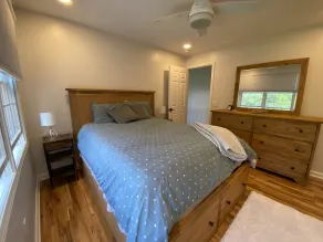 Spacious Home with Private Beach Access - Image 4