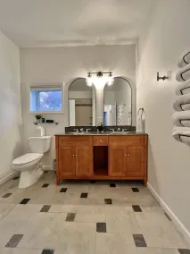 Fully Furnished Apartment 2 Bedroom-Special rates for 30-night stays or more - Image 2