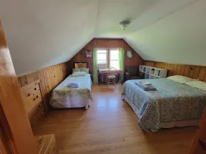 Beach Pass Included. Sleeps 6- 7. Five beaches within 4-5 miles. - Image 5