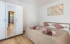 2 bedroom gorgeous apartment in Mucici - Image 4