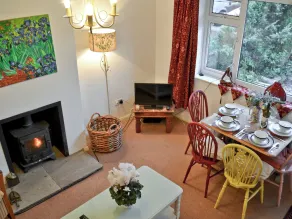 2 bedroom accommodation in Sturry - Image 5