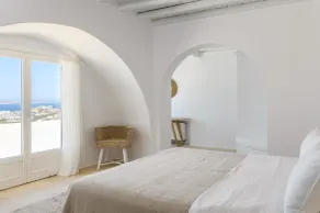 Villa Alkirra with breathtaking views of the Aegean sea at great location - Image 4