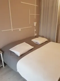 Ampio appartamento con 1 camera da letto di 35m2 in una piccola residenza tranquilla a 2 minuti a piedi dal mare - Image 4