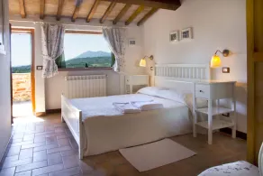 TUSCANY HOLIDAYS - Image 4