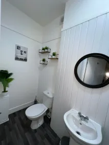 Comfort Studio Ensuite - Image 2