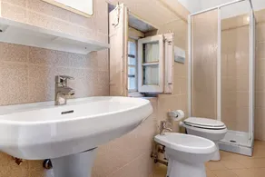 Apartment 'Appartamento Piazza Bertamino' – Steps from Beach and Station in Bonassola - Image 4