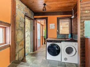 Kookaburra Retreat - Dog Friendly - Forest View - Image 4