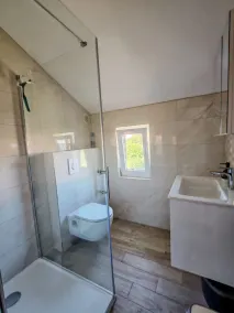 Apartment Ivy - Image 4
