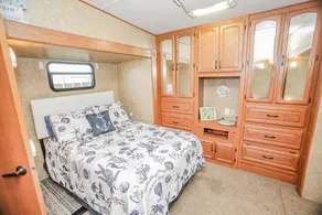 (RV1) Paradise in Sargent, Texas. Saltwater canal, minutes to the ICW and beach. - Image 2