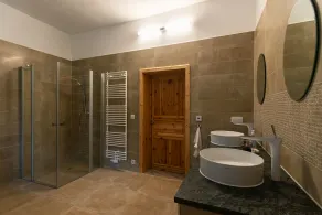 Großzügige Ferienwohnung in Sanierter Bauernscheune - Image 2