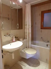 Schöne Walliser Ferienwohnung mit Aussicht in Ernen - Image 2