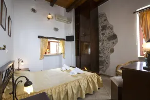 Pericles Beach Villa - Image 5