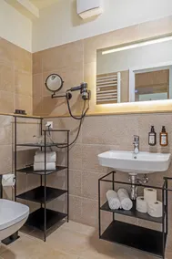 Marone Suites Budapest - Image 5