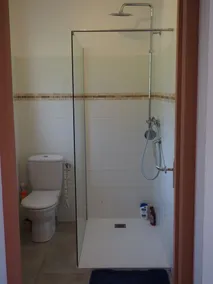 Fremragende studio med havudsigt med have i stueetagen ny villa på landet - Image 2