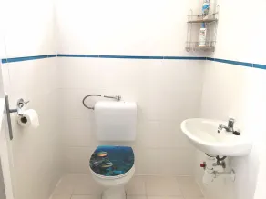 Holiday home with wifi and air conditioning - Image 2