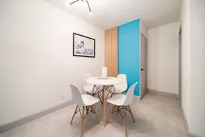 Las Olas Newly Renovated Coastal 1BR Near Beach - Image 5