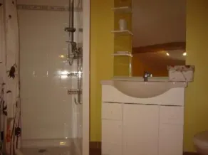 GITE LES OLIVIERS nära Uzès, lägenhet i Mas of the XVIIIth century med egen ingång, uppvärmd pool säkerställd - Image 2